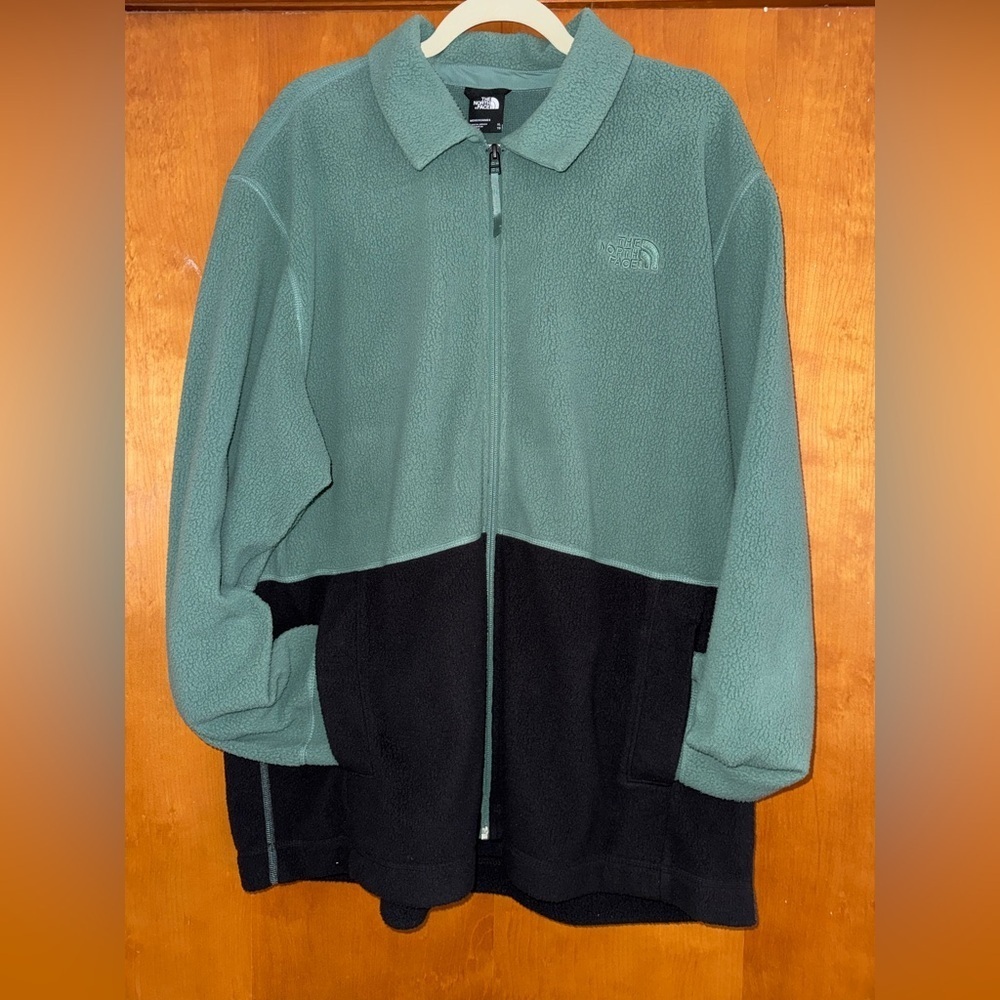 The North Face Fleece Jacket Men’s Size XL